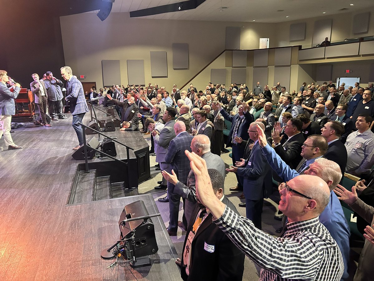 Robert W. Martin tweet media