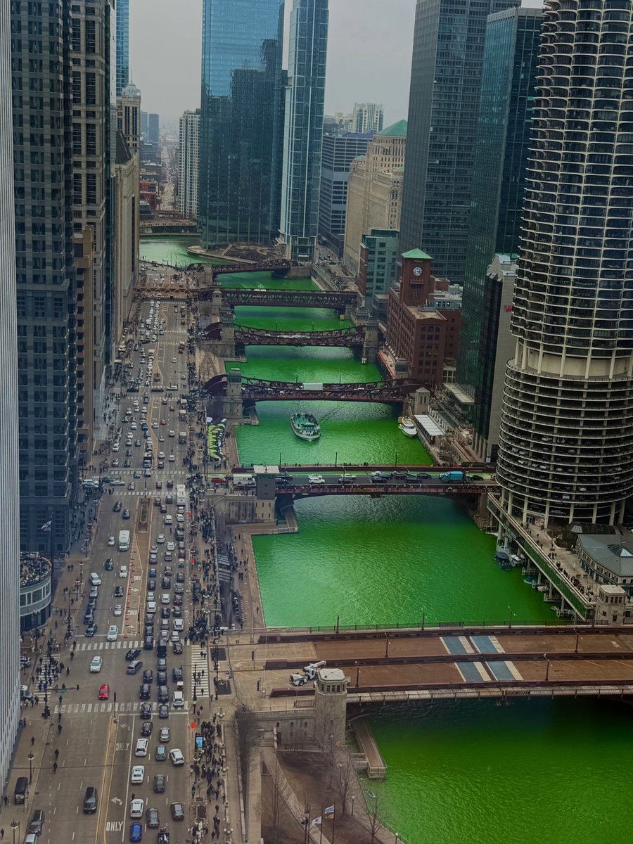 Skyler_Tea's tweet photo. I love this city. https://t.co/azZoswHX8s