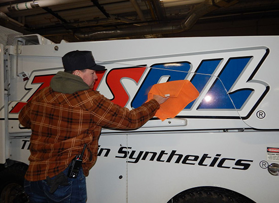 AMSOIL INC tweet media