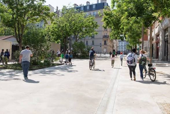 Alicia, Courtyard Urbanist tweet media