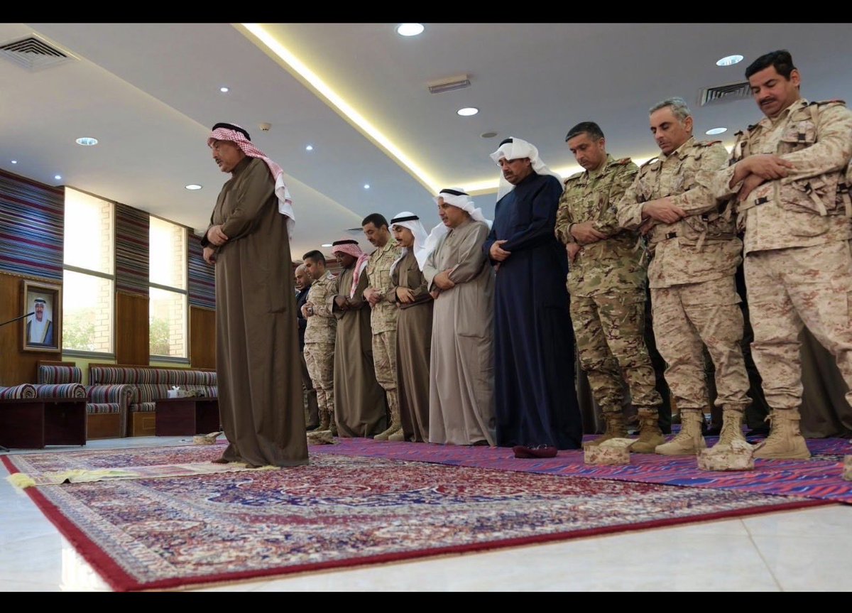 saad_mubasher2's tweet photo. لسان حالهم 
الصف واحد
والمصير واحد
والحافظ هو ربنا https://t.co/PJU4n5dpEh