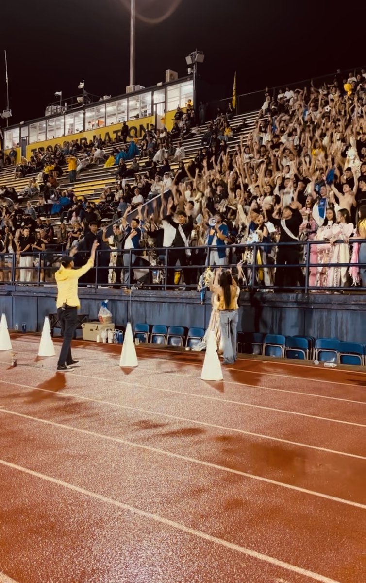 ᖇOᗷ ᖇOᗷᒪEᗪO tweet media