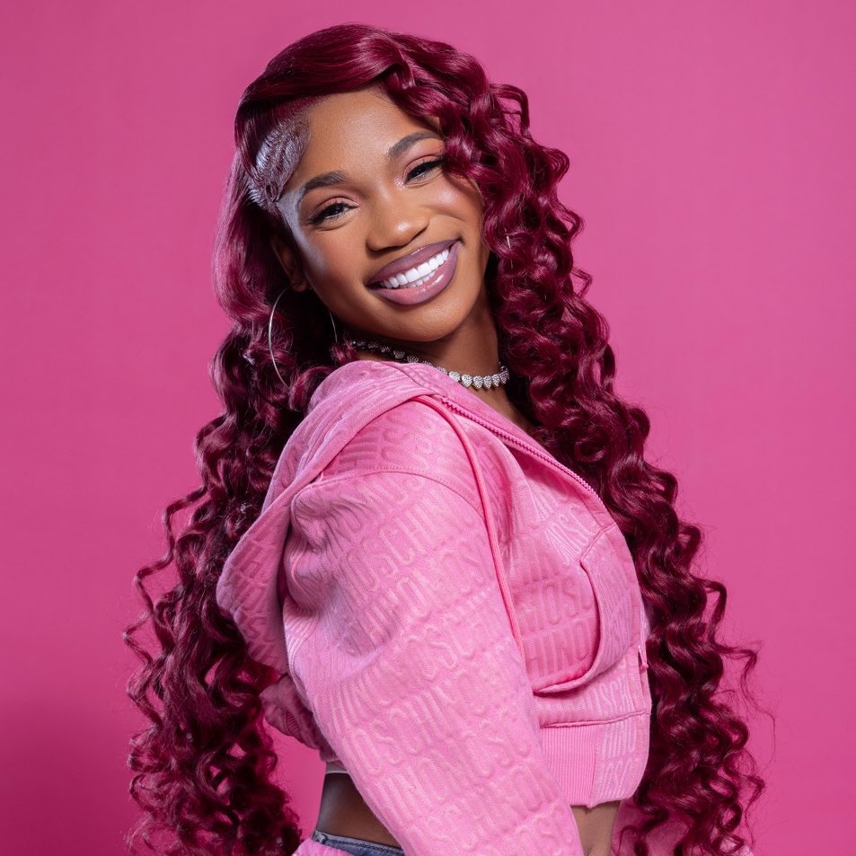 The Cardi Room tweet media