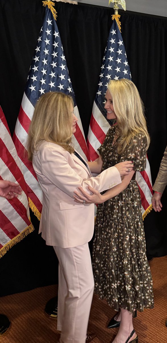 Debbie Mucarsel-Powell tweet media