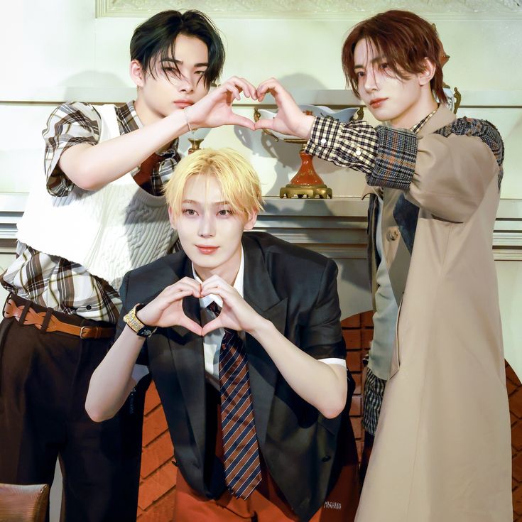 sunkiedits's tweet photo. @BELIFTLAB HEESEUNG IS NOT OPTIONAL. Erasing him undermines ENHYPEN's identity. Creative freedom must never cost the whole team. Fans demand seven members remain intact. ENHYPEN IS SEVEN.

DO NOT REWRITE THE FATE OF ENHYPEN
#BEACCOUNTABLE_BELIFT
#ENHYPEN_IS_7 
#HEESEUNG_STAYS https://t.co/YW3zyYtkXJ
