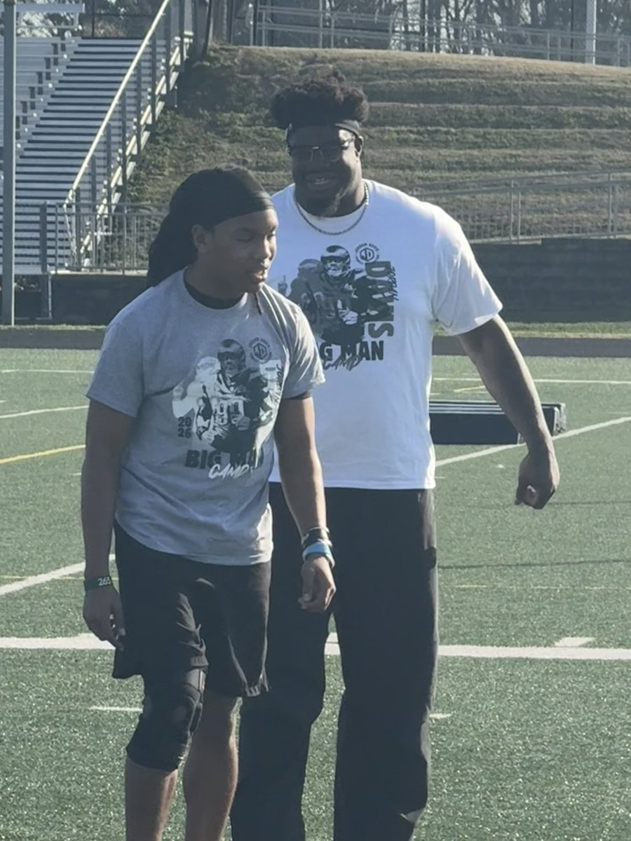 SmithJailen30's tweet photo. Had a great time at Jordan Davis’s Big Man Camp! Great competition and coaches all around https://t.co/KK7jLJP3LQ