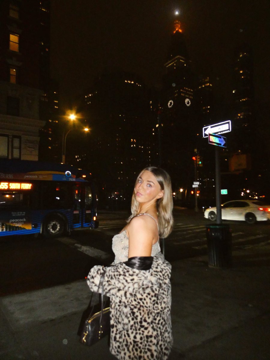 eve ⭐️ tweet media