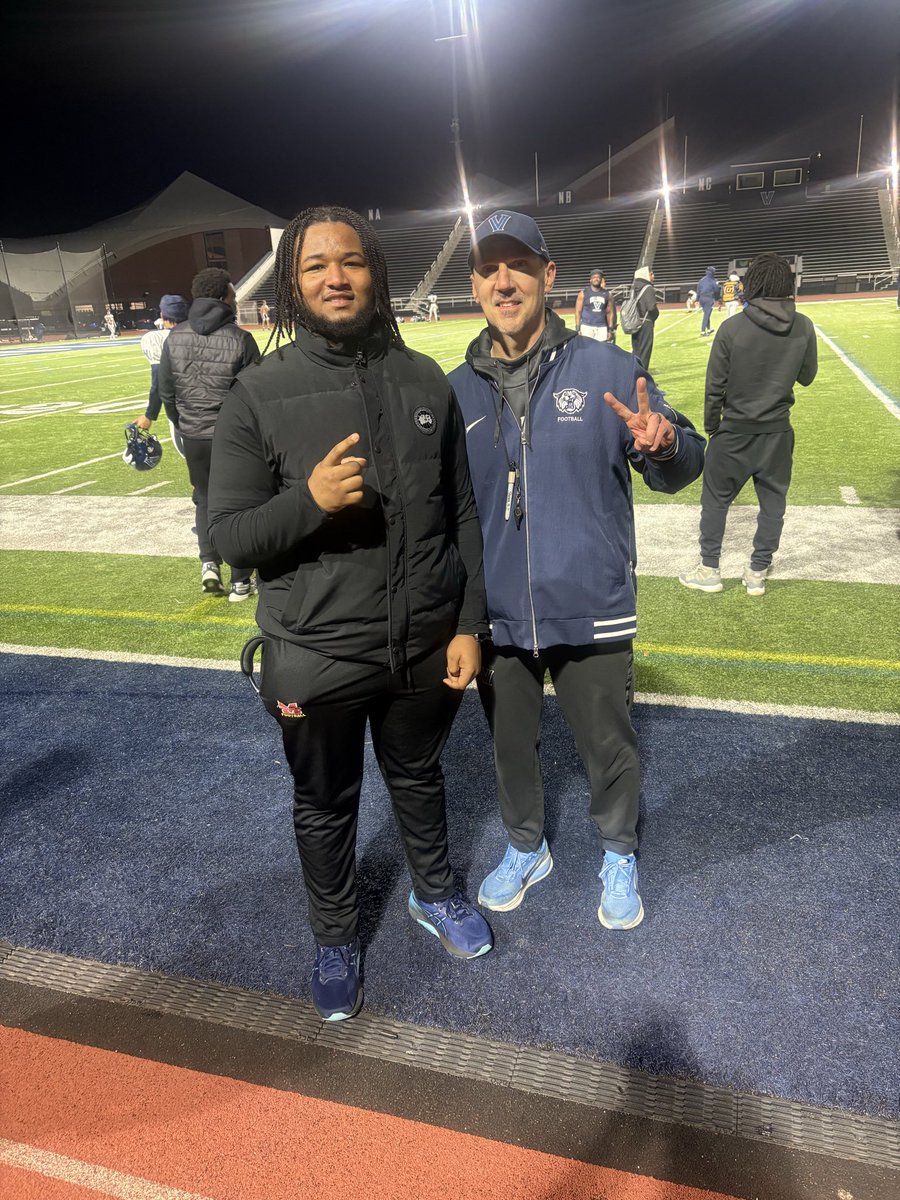 Myles King tweet media