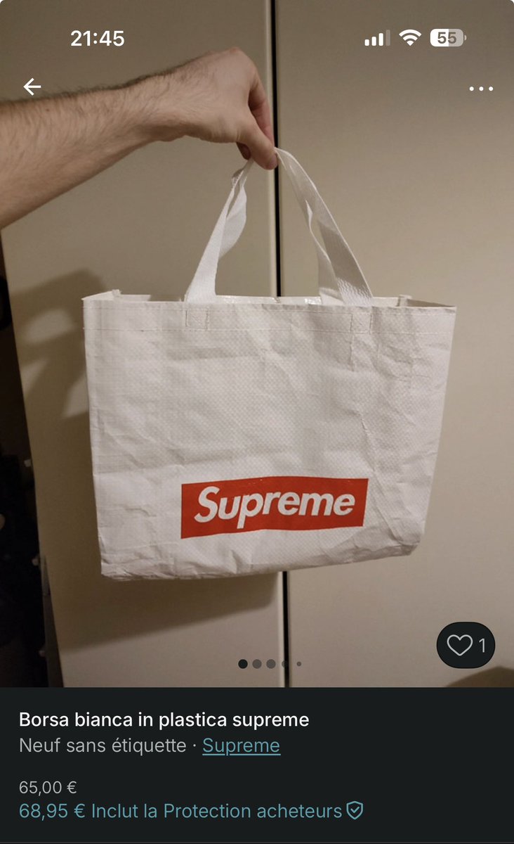 Supreme Drops tweet media