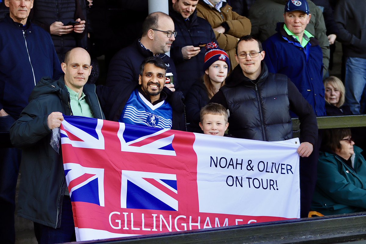 Cambridge United Fans Gallery tweet media