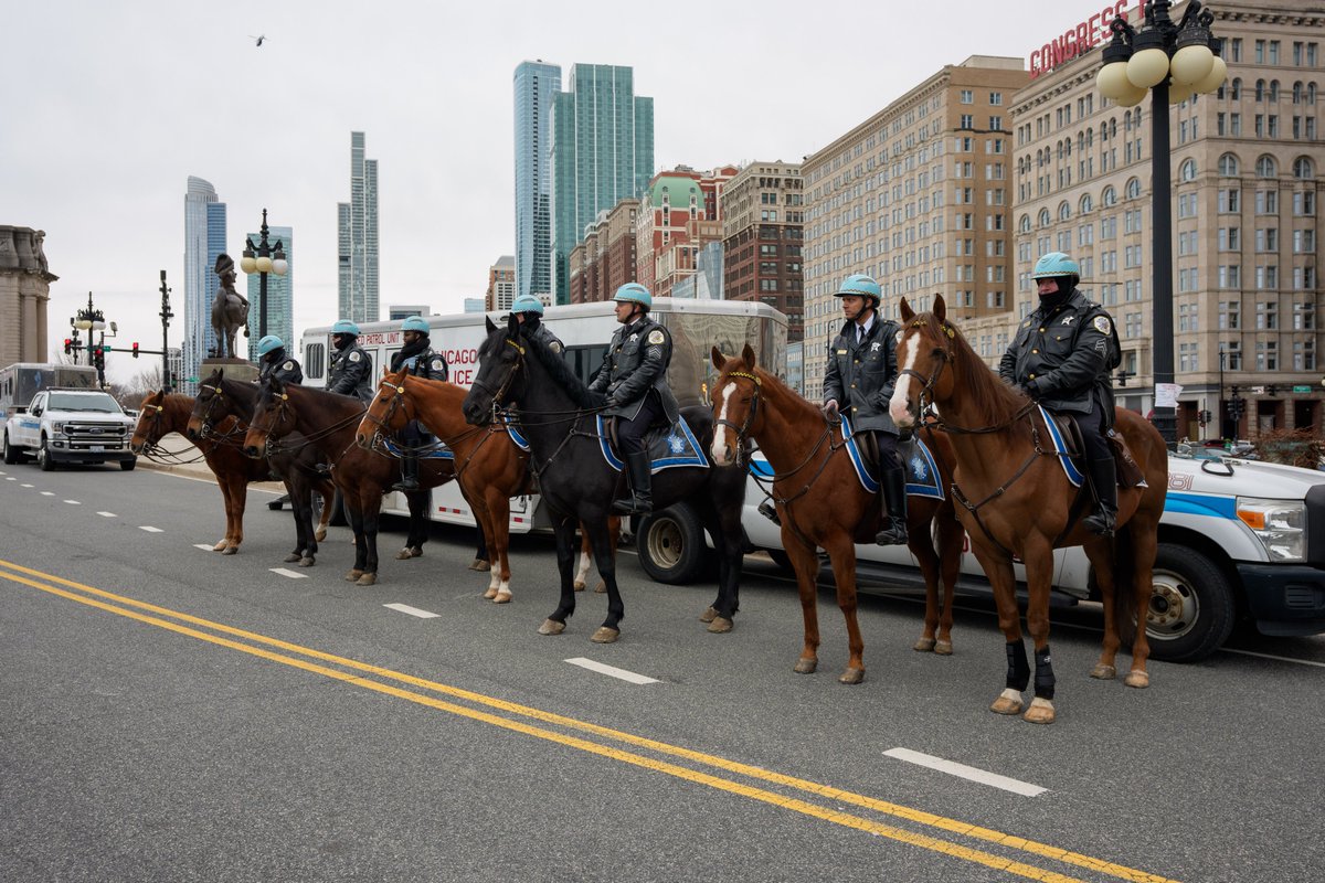 Chicago Police tweet media