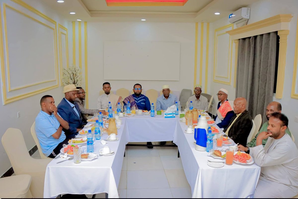 UMAD2026's tweet photo. Badhasaabka gobalka Awdal Mudane Cadirashiid Hassan Mataan ayaa afur Ku martiqaaday xubnaha ururka UMAD. https://t.co/6YMMQe8Wfi