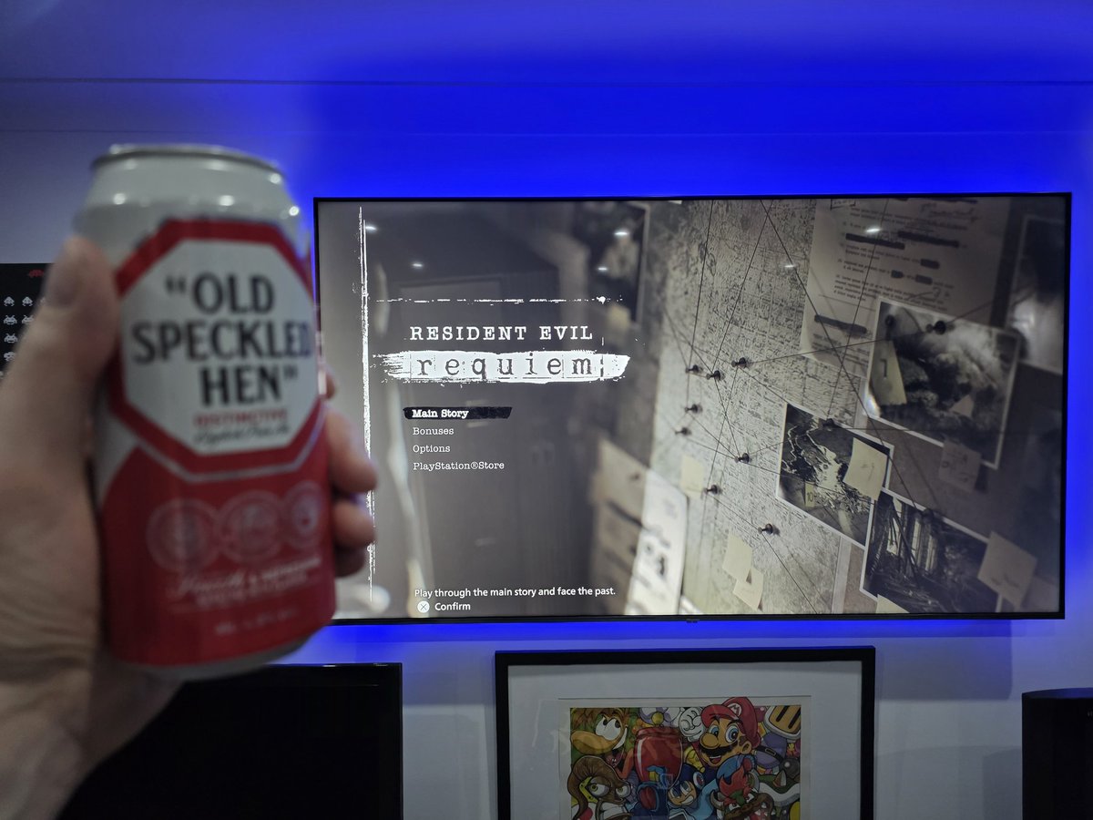 dadladgaming's tweet image. Had family round today which has been lovely. Time for a few beers and still chipping away at RE9....cheers everyone 🍻

#gamesroom #mancave #retrogaming #gamescollection #videogames #youtuber