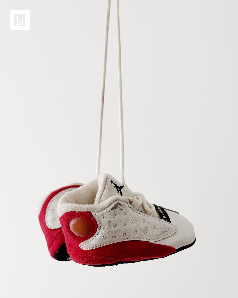 ComplexSneakers's tweet photo. 1997 vs. 2026 🍒 https://t.co/mL2q18k9VM