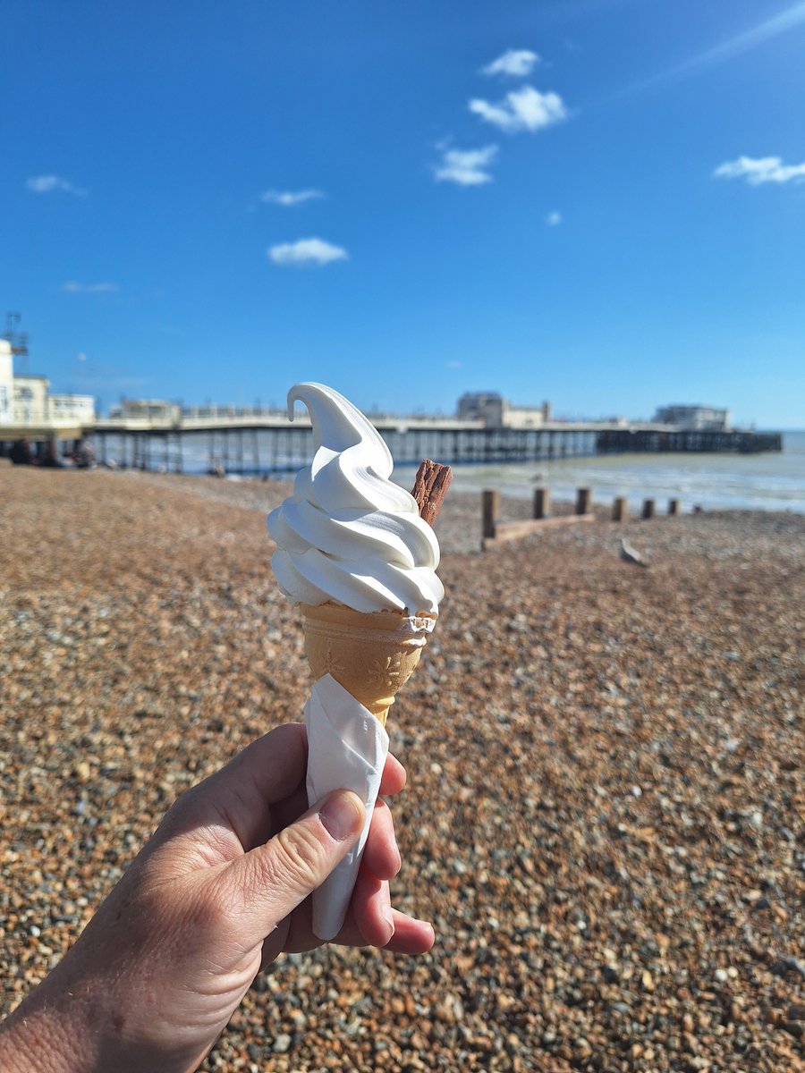 Adrian Brown tweet media