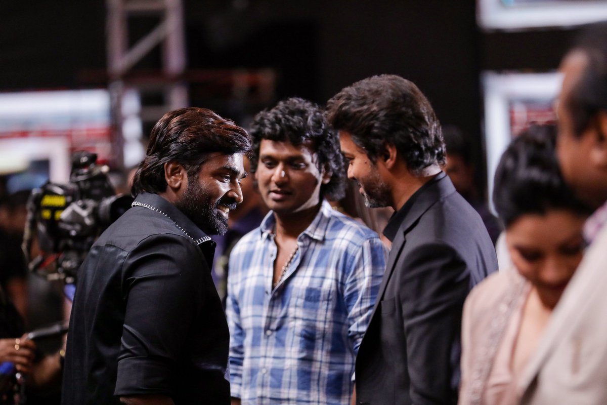 kingofkwood's tweet photo. #6YearsOfMasterAudioLaunch 🎵
#6YearsOfMasterAlbum #6YearsOfMasterAudio
#Master #MasterAudioLaunch
@actorvijay @dir_lokesh @anirudhofficial https://t.co/ra0E69n2Lx