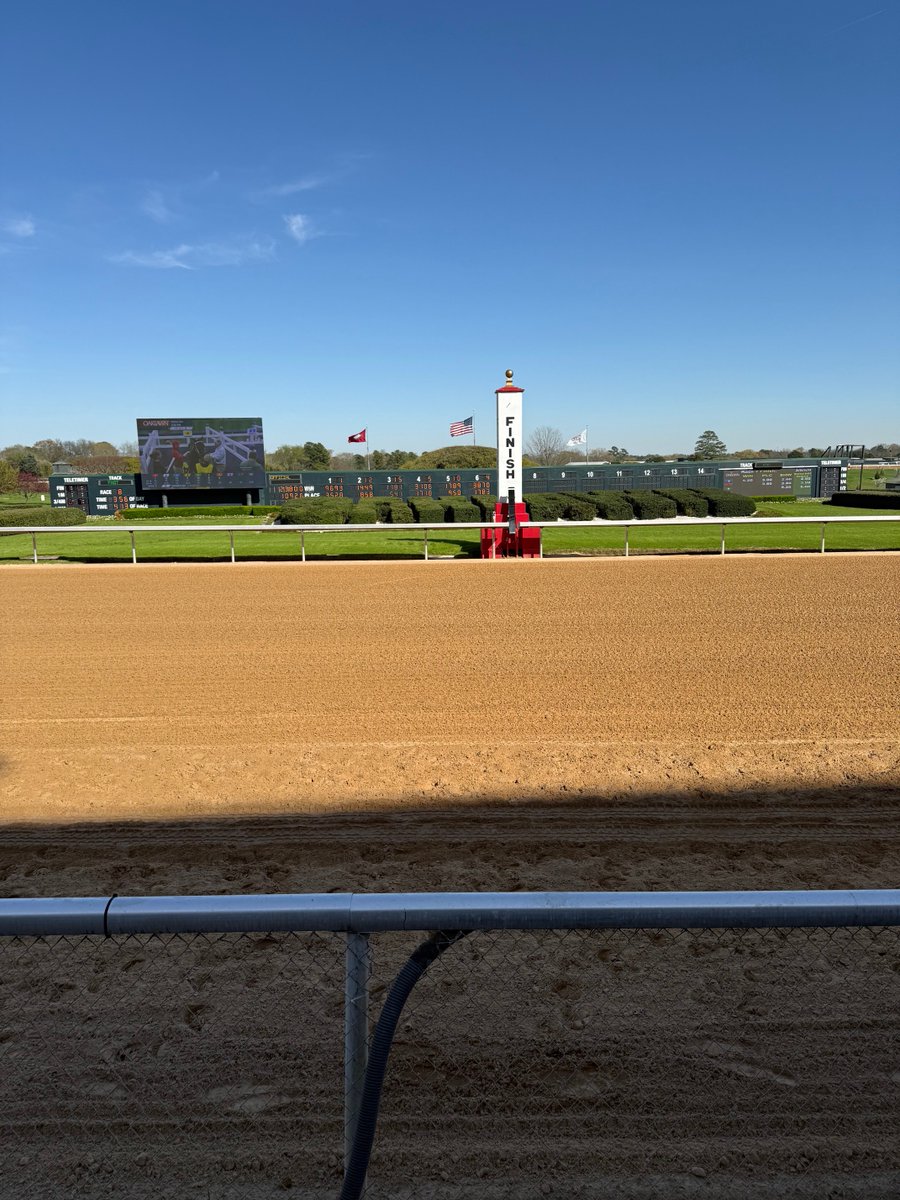 Uncle Cocktail tweet media