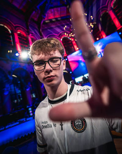 OneShot📊🇪🇺 tweet media