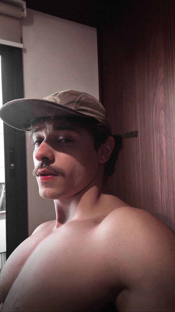 𝓰ɑbɾiel 𝓬ɑstro tweet media