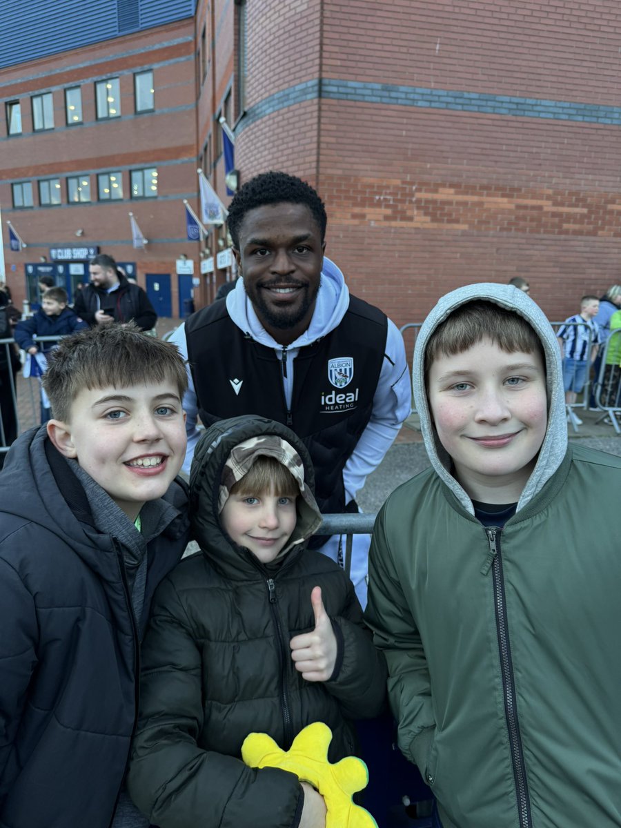 Danny Imray was prime Cafu today 💙🤍 great performance all round …… its the hope that kills you….. boys had a blast #wba 💪