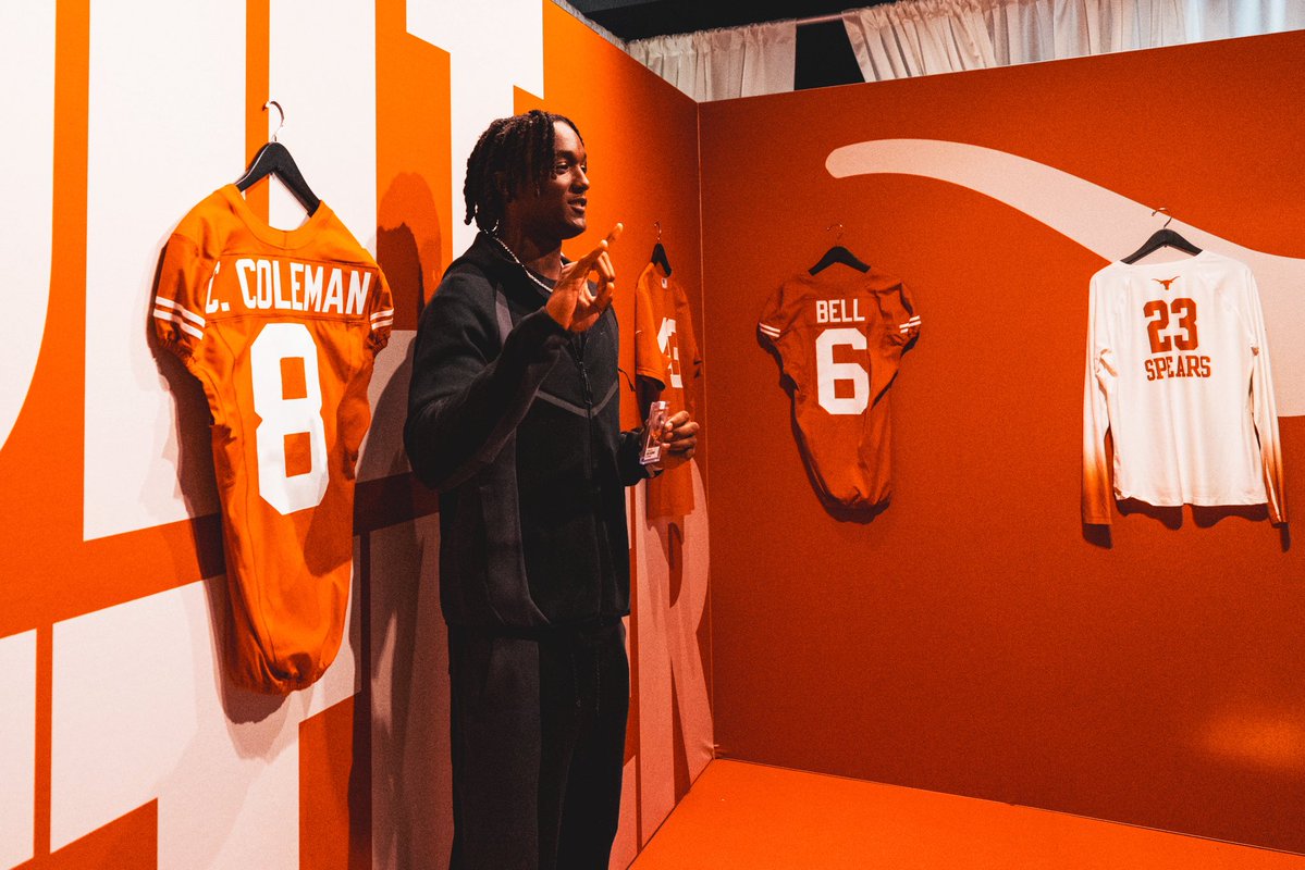 Texas Football tweet media