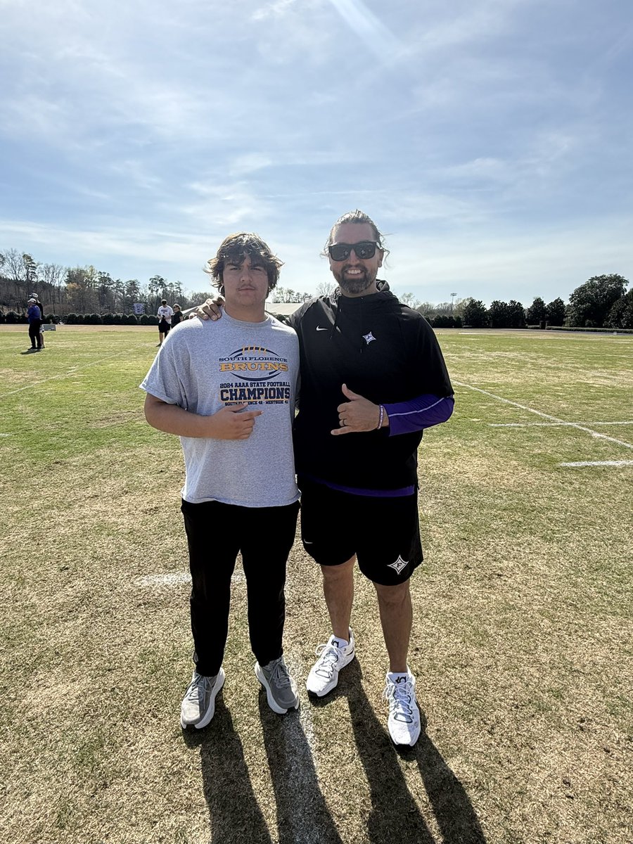 Luke Thayer tweet media