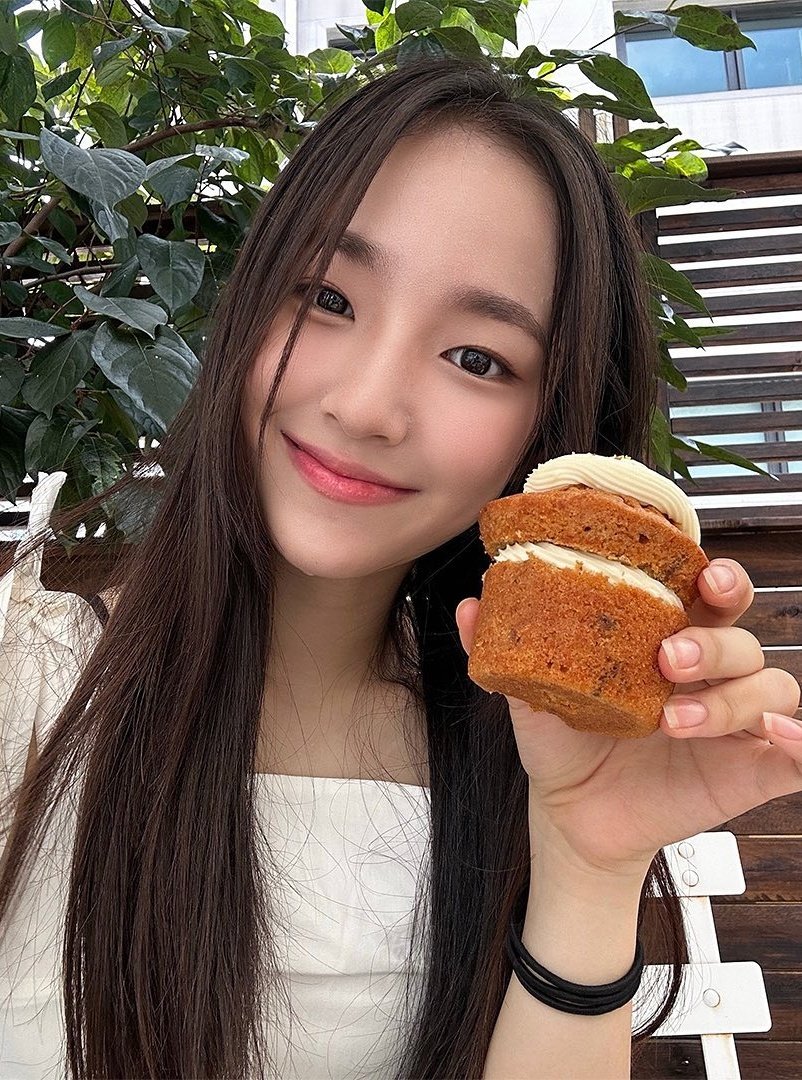 𝐠ūn𝕤 𓊈𝐧’𓊉 𝐫𖠇sǝ𝕤 tweet media