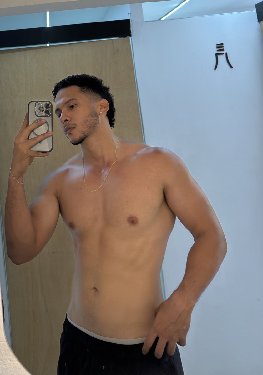 E S T E B A N⚡ tweet media