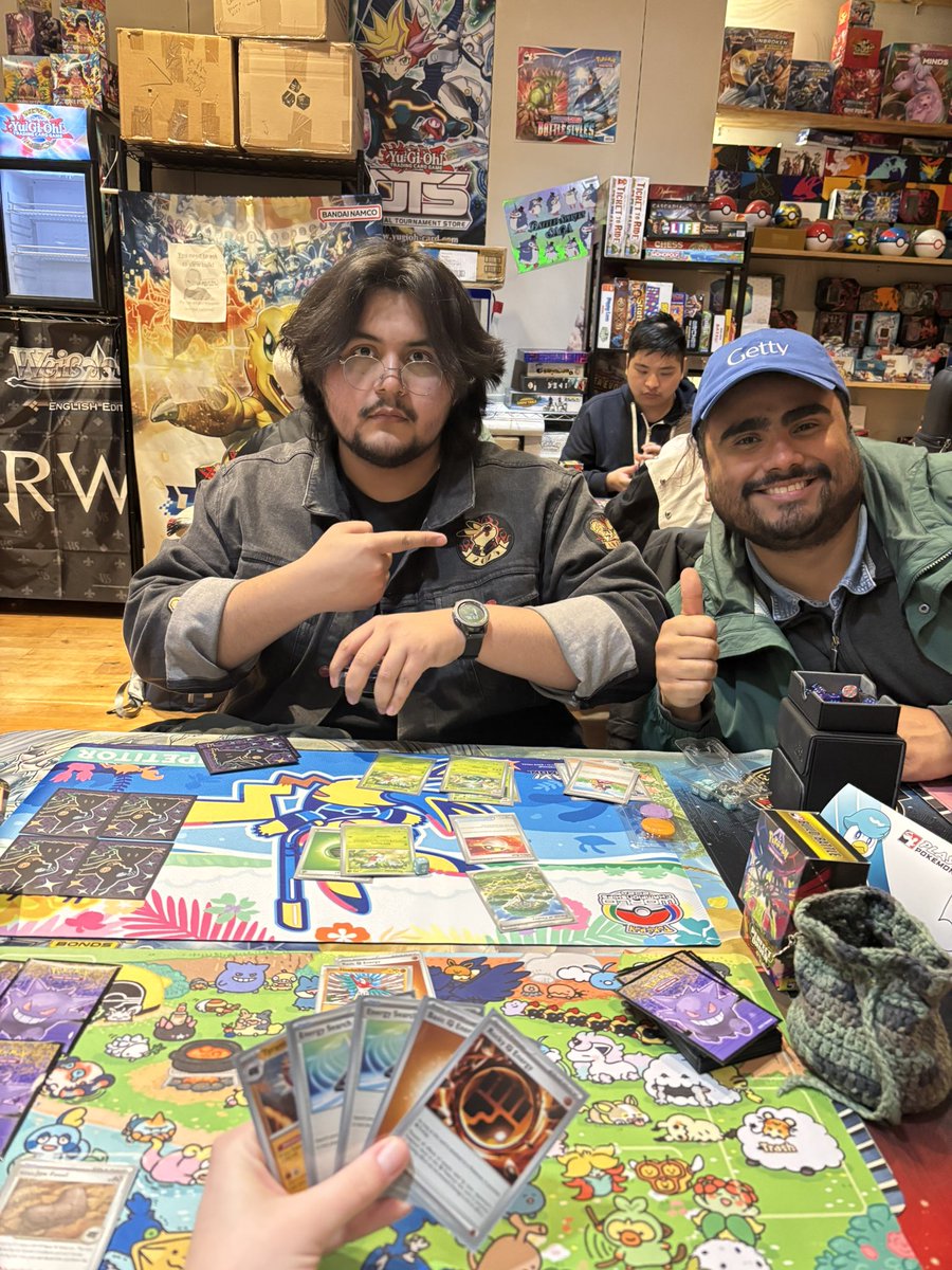 Izzy 🔜 indy tweet media