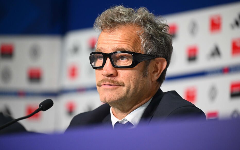 - Our strategy for the second half? Passer la balle à bip bip et il fera le reste.

#FRAANG 🔵⚪🔴