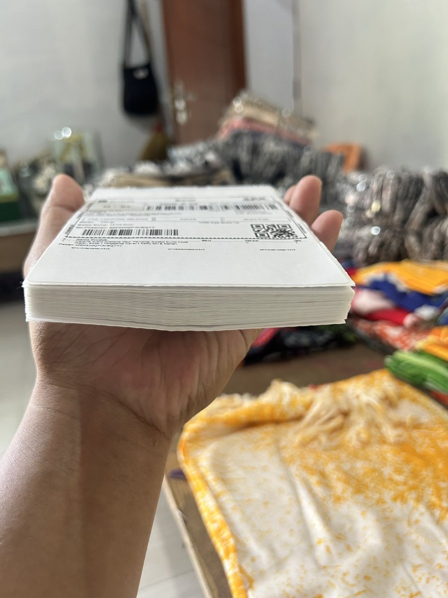 UltramanYourMan's tweet photo. Seseru itu bangun bisnis bareng pasangan https://t.co/slFTnMye1g