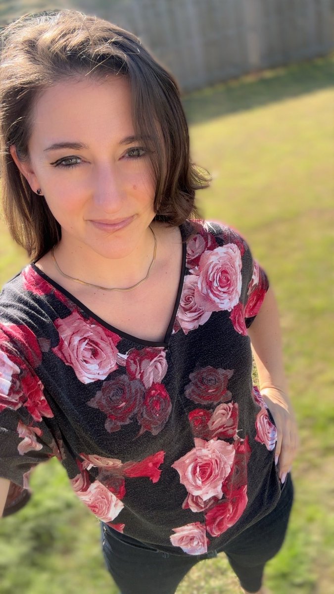 Mandi Viena tweet media