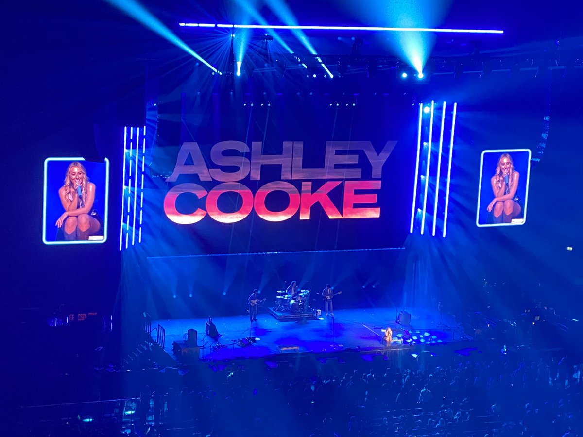 Marie Boyd 🇺🇦 tweet media