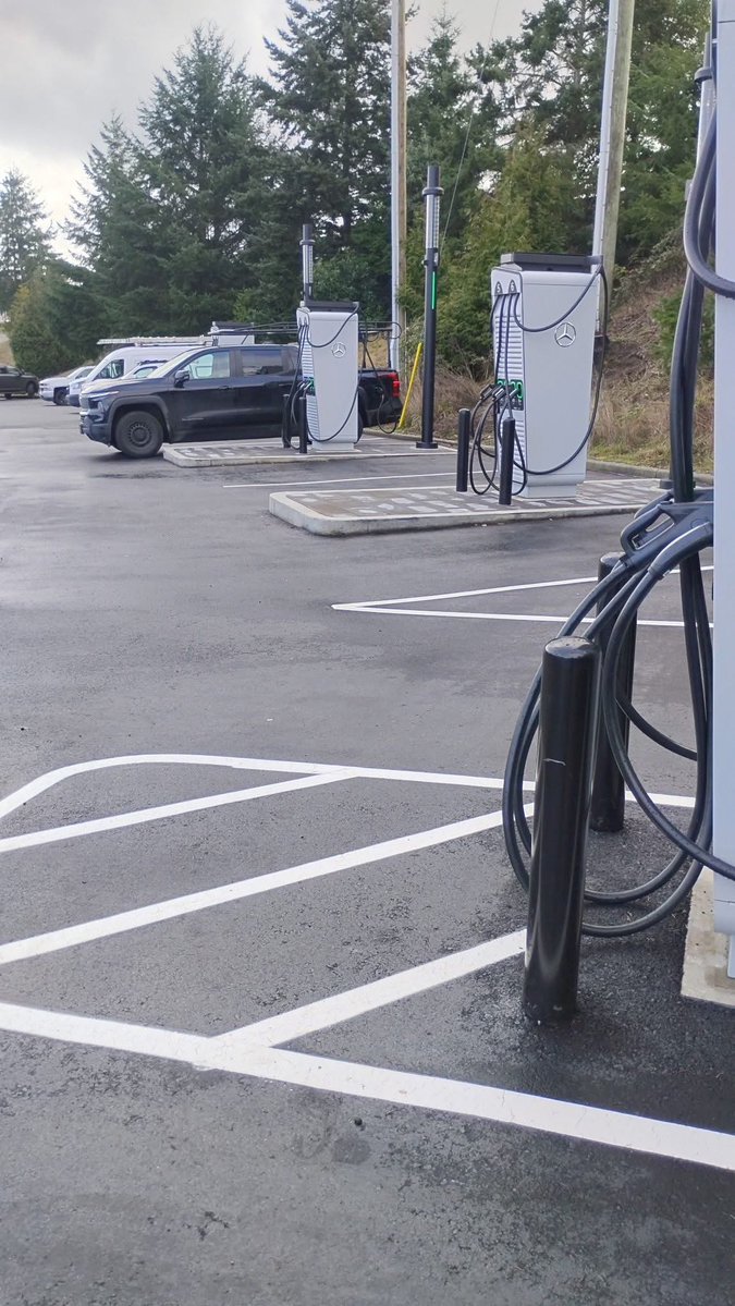 SimplyGregsterEV tweet media