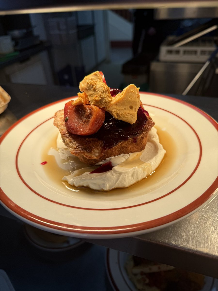 WILL CHICH tweet media