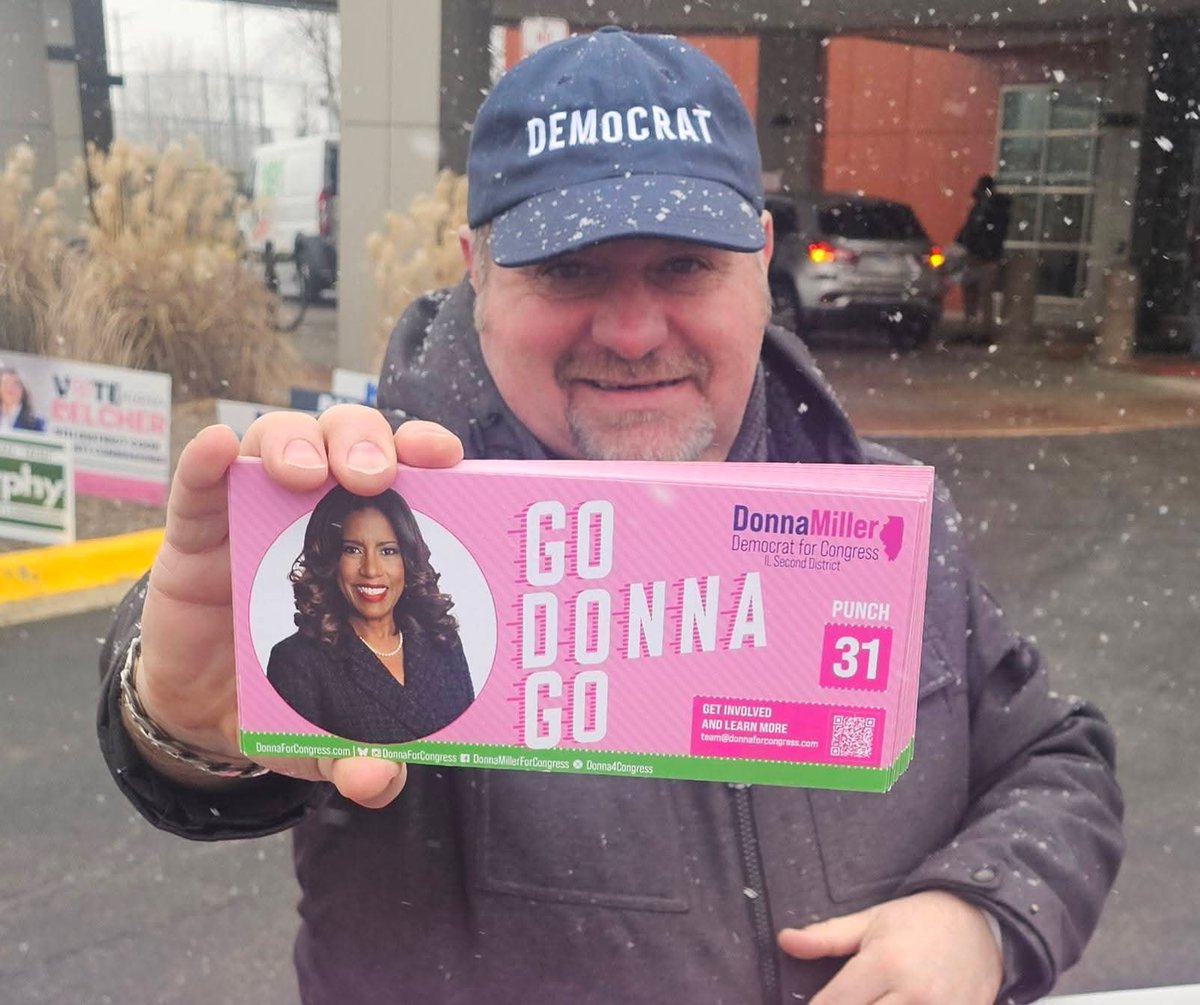 Today we spent the afternoon talking one-on-one with voters at one of the busiest early voting polling locations, creating conversations on behalf of Donna Miller, right before folks cast a ballot. These critical moments can reinforce the vote, and sway undecideds...

Donna