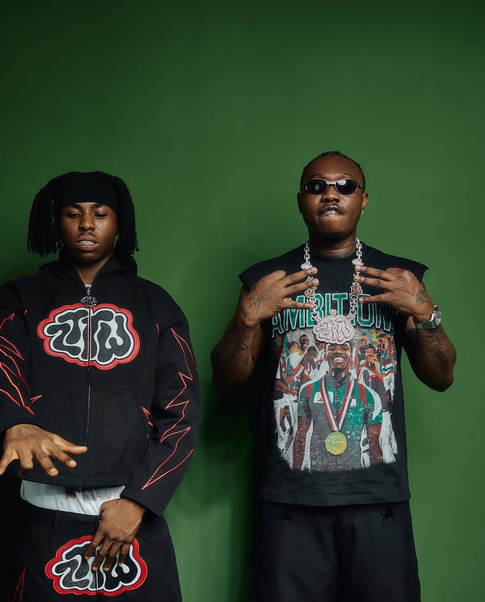 𝔸b𝕒𝕫𝕫 tweet media