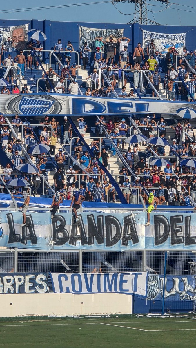 Aɢᴜsᴛɪɴᴀ tweet media