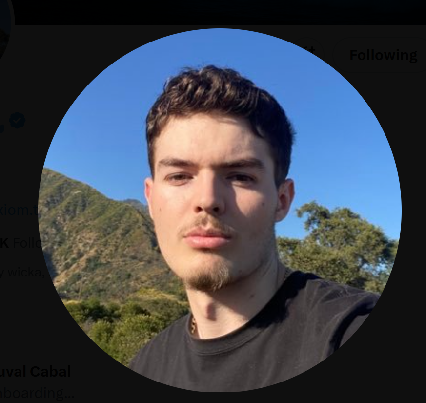 Maverick tweet media