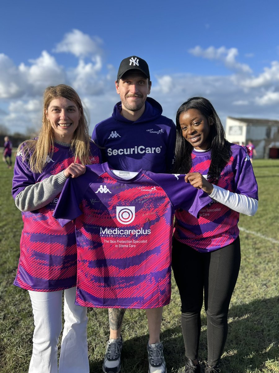 Team Colostomy UK tweet media