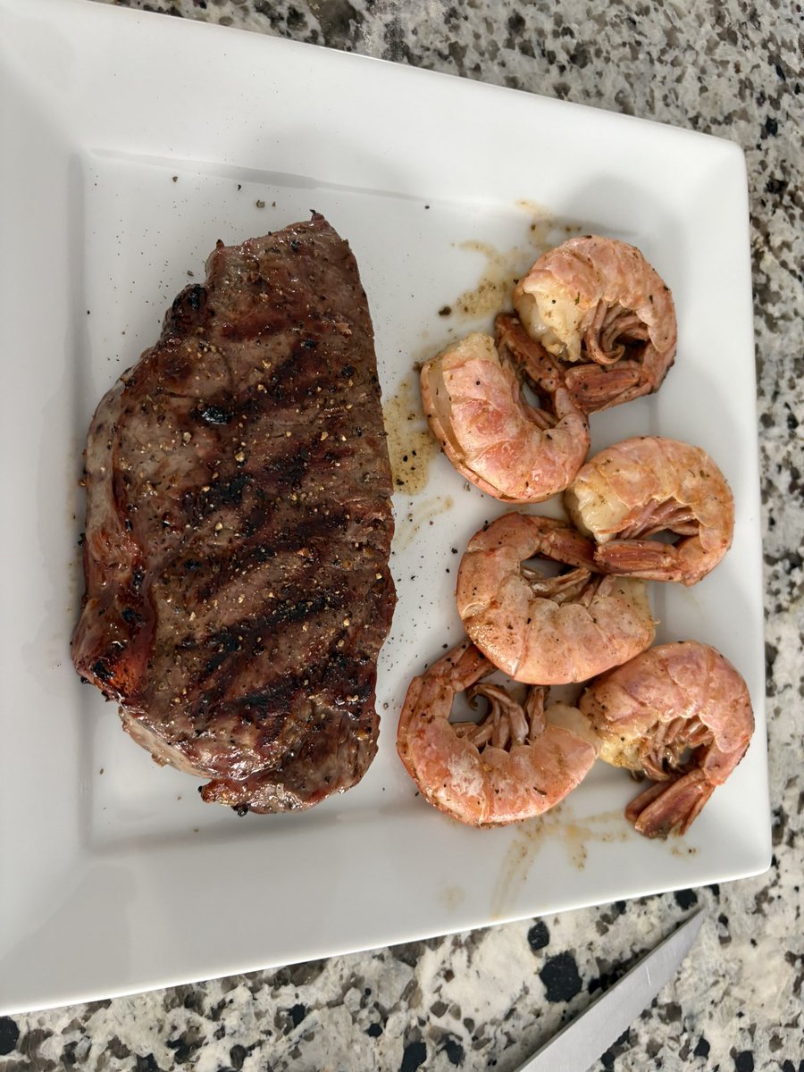 Pete’s Sweet Tweets tweet media