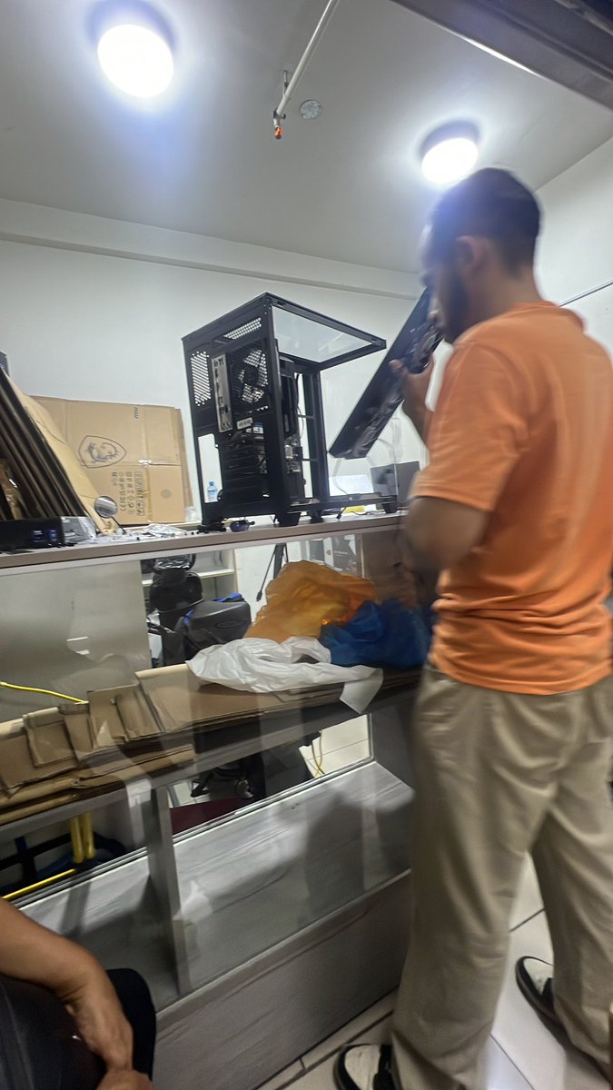 gohan_girabyt3's tweet image. #COMINGTOGETHER ❤️❤️

#comingsoon #inprocess #newbaby