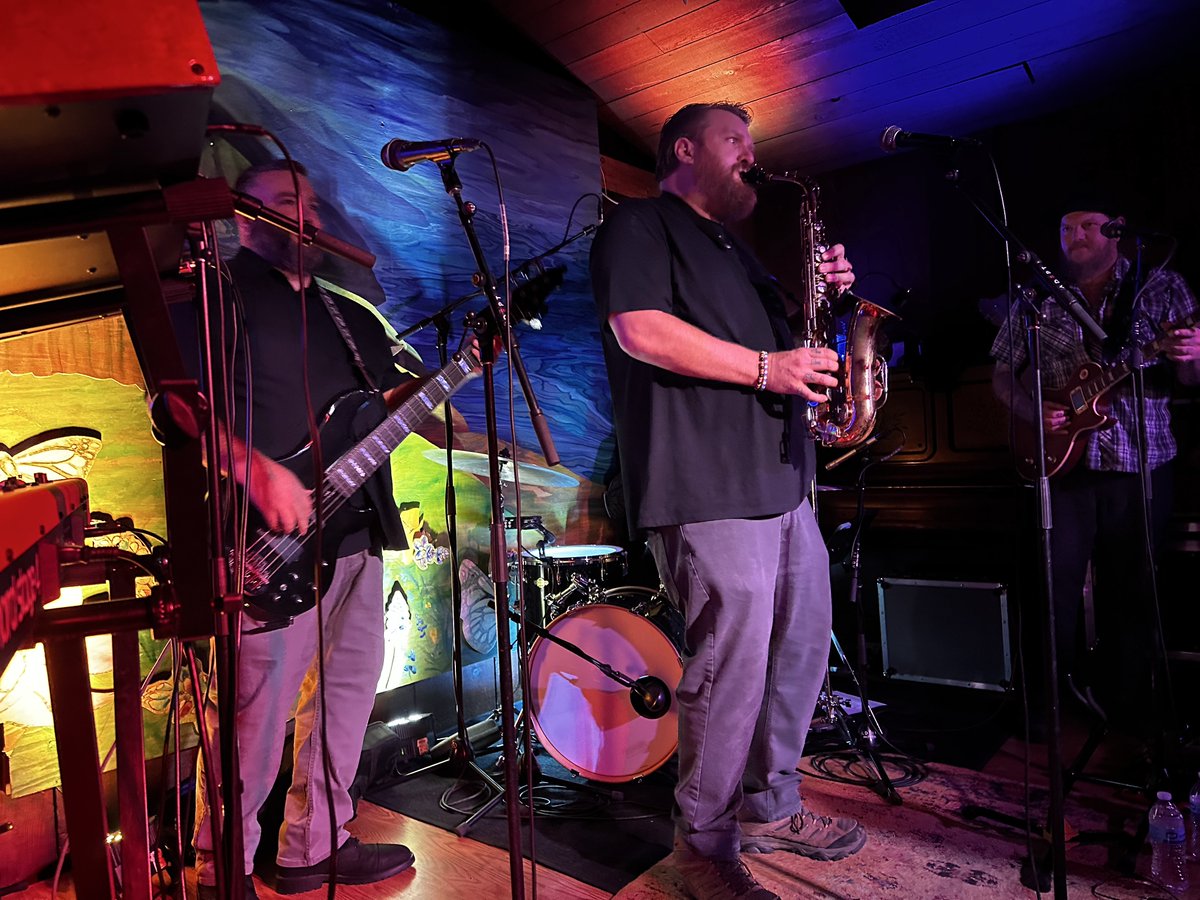 Double Down tweet media