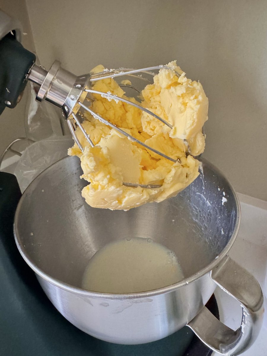 Edel Mairs tweet media