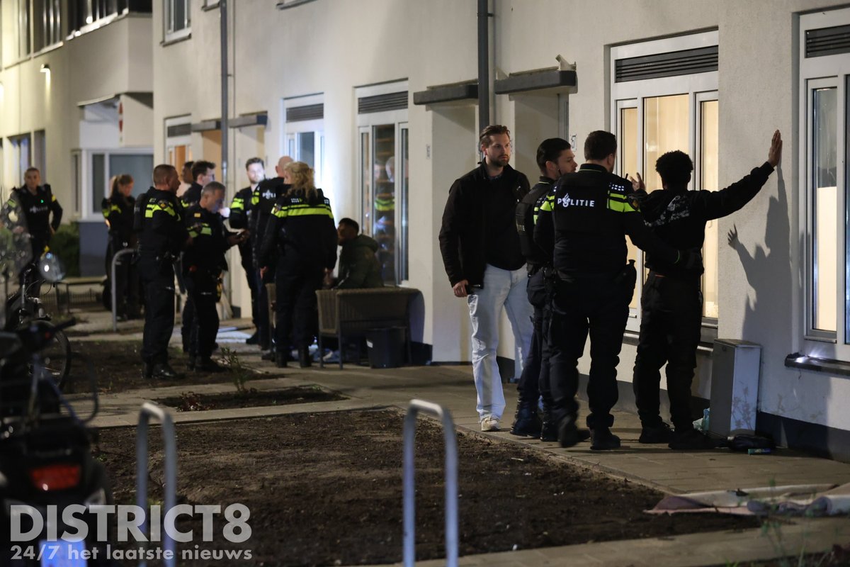 Vechtpartij op de Sandenburgstraat in Den Haag