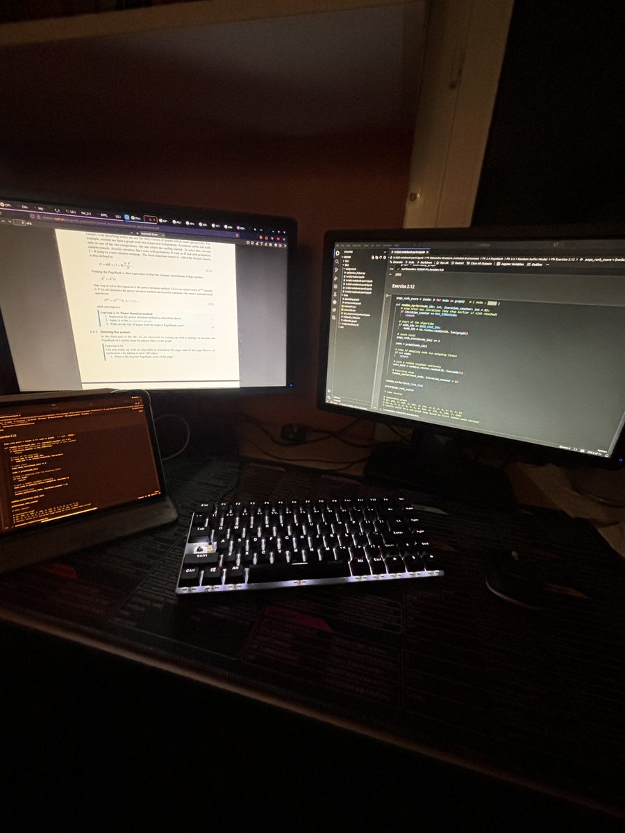 simy46_'s tweet photo. the code i write is so fire i got my hand afraid of my keyboard https://t.co/URyiDmRrLD
