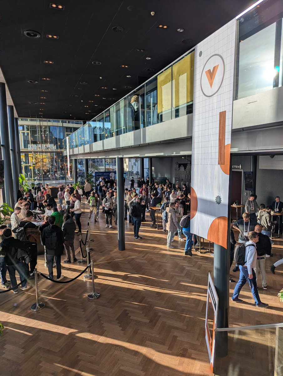 Thorsten Seyschab tweet media