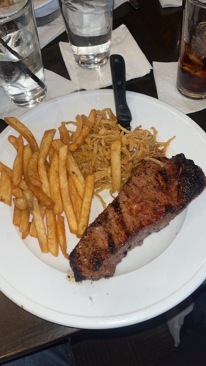 Finchinator tweet media