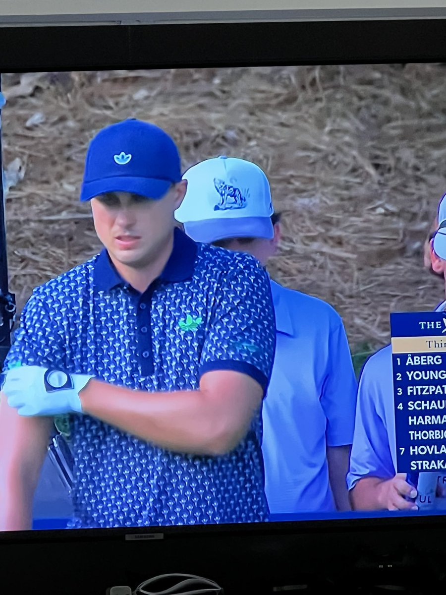 Travis138 tweet media