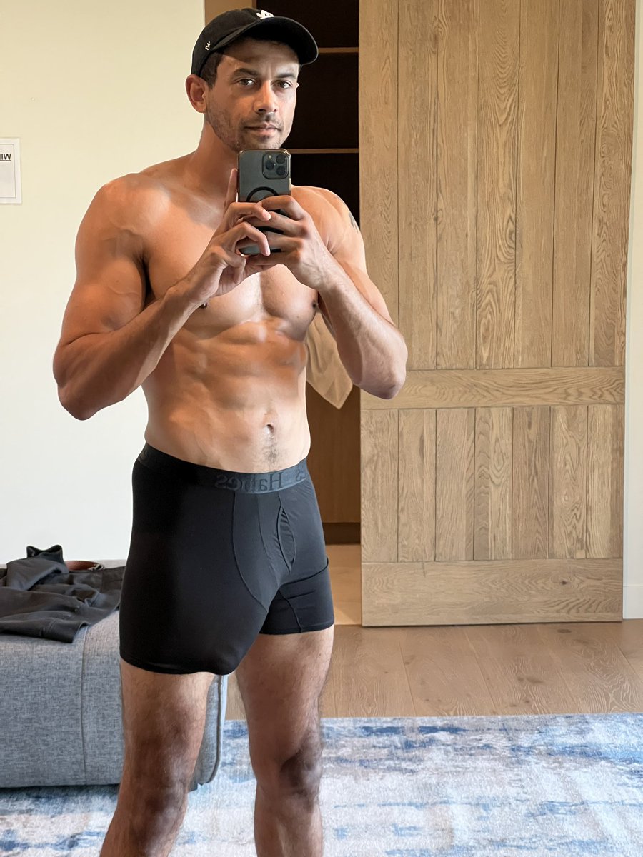 Alex Jones tweet media